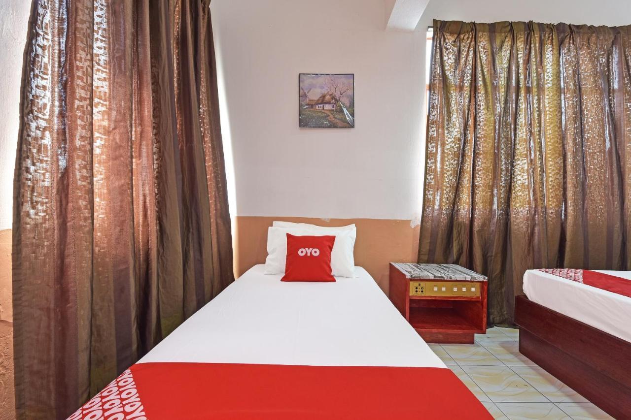Super Oyo Capital O 90659 Raintown Timbers Hotel Taiping Exterior foto
